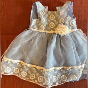 Youngland girls 3T formal dress light blue